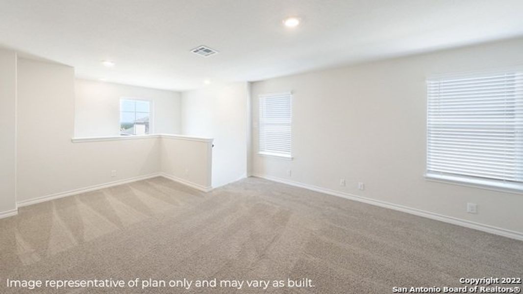 Spacious, unfurnished interior of a new home in Brookstone Creek, San Antonio (Image 24).