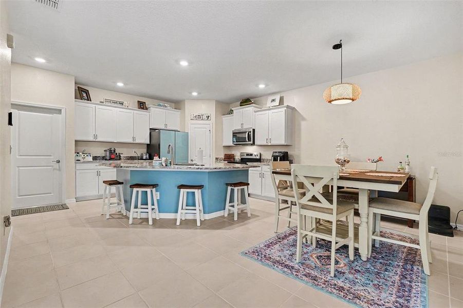 Furnished interior view inside a new home in Woodcreek, Wesley Chapel (Image 10).