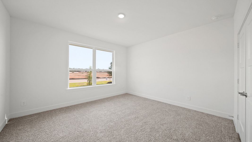 Spacious, unfurnished interior of a new home in Silverthorne, Conroe (Image 21).