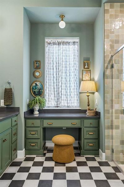 Furnished interior view inside a new home in , Rockwall (Image 13).