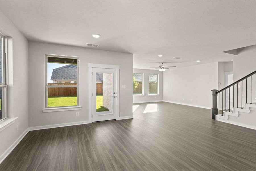 Representative unfurnished interior of a home built from the Sequoia II Katy Lakes 50s by Brohn Homes in Katy Lakes, Katy (Image 14).