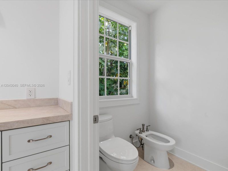 Furnished interior view inside a new home in , South Miami (Image 42).