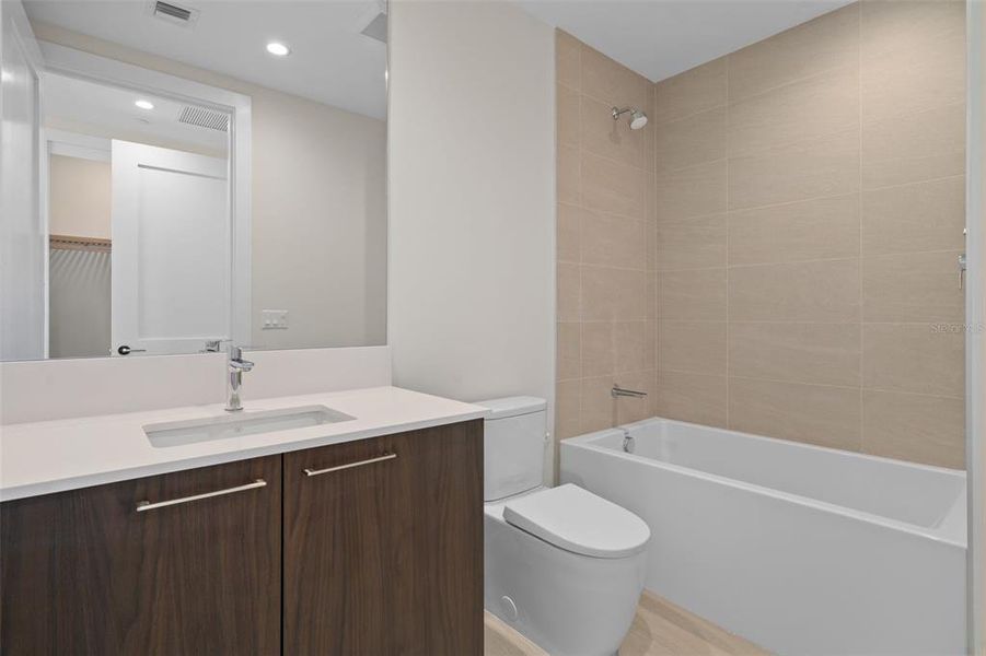 Furnished interior view inside a new home in , St. Petersburg (Image 13).