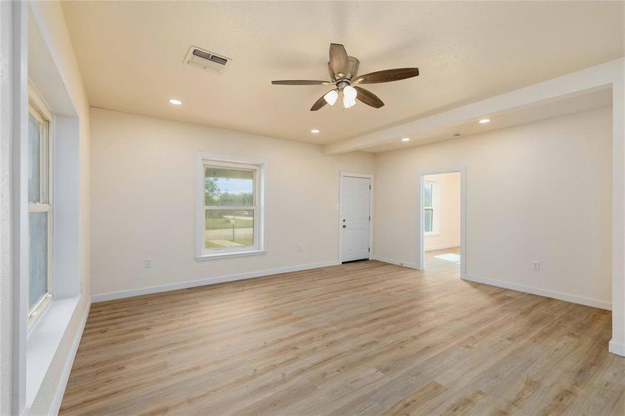 Spacious, unfurnished interior of a new home in , Coleman (Image 13).