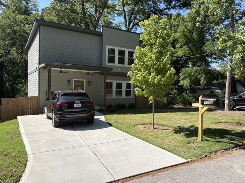 Exterior details and patio area of a home in , Atlanta (Image 20).