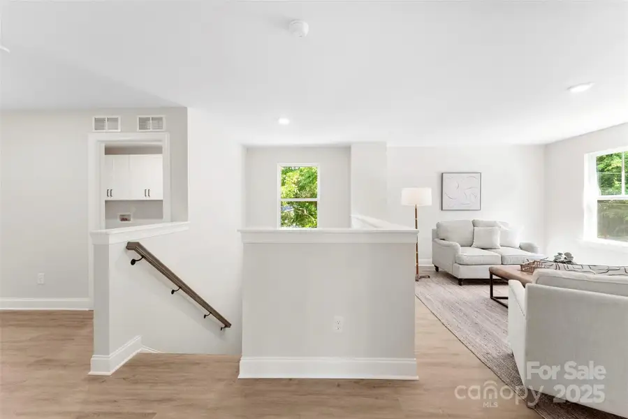 Image 36 of a home in .