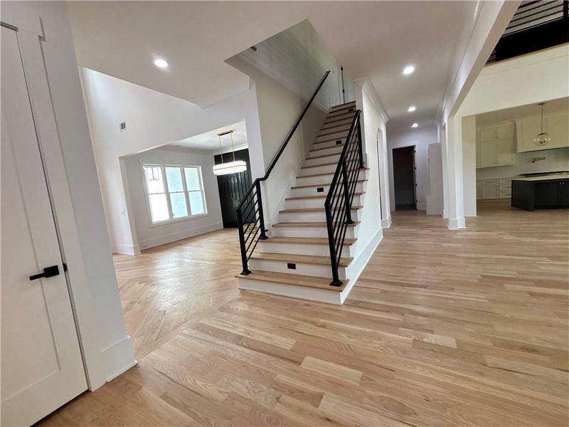 Spacious, unfurnished interior of a new home in , Buford (Image 89).