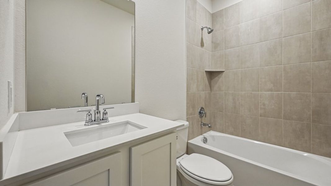 Representative furnished interior of a home built from the Vail by D.R. Horton in Lakewood Trails, Forney (Image 7). Representative furnished interior of a home built from the Vail by D.R. Horton in Lakewood Trails, Forney (Image 7).