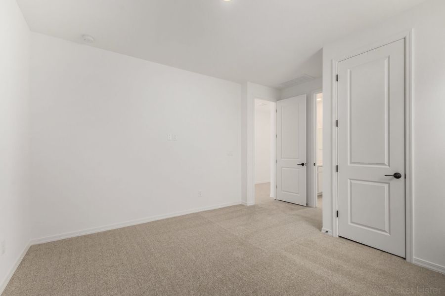 Spacious, unfurnished interior of a new home in Tyler Ranch, Buckeye (Image 12). Spacious, unfurnished interior of a new home in Tyler Ranch, Buckeye (Image 12).