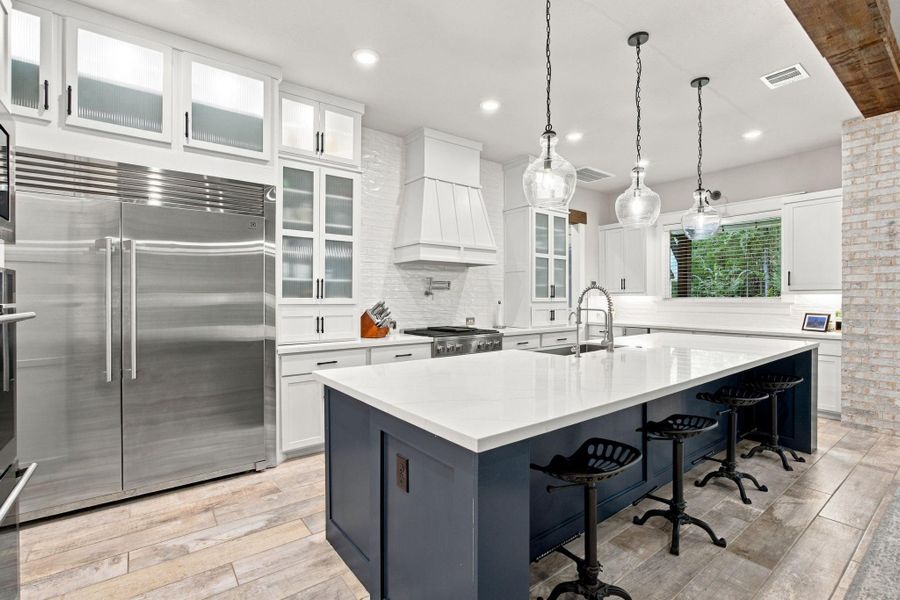 Furnished interior view inside a new home in , Tomball (Image 29).