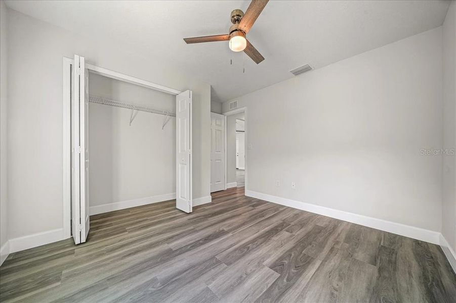 Spacious, unfurnished interior of a new home in , Ocala (Image 15).