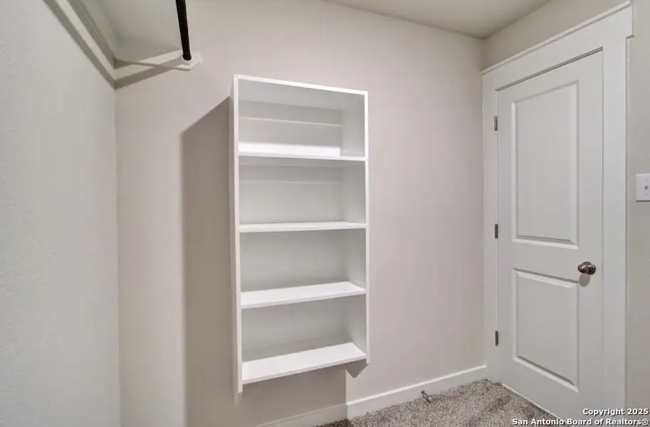 Image 21 of a home in Prairie Green.