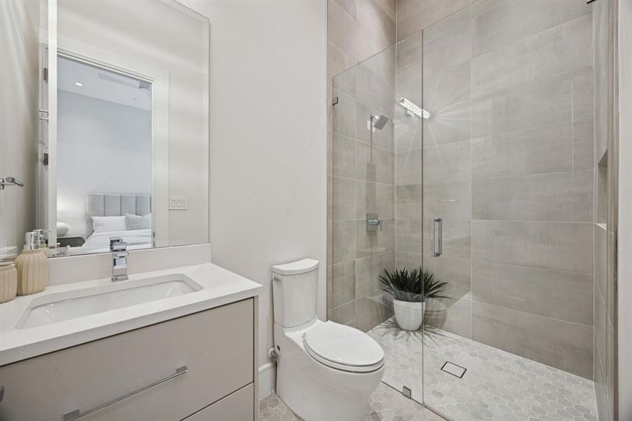 2nd Bathroom downstairs