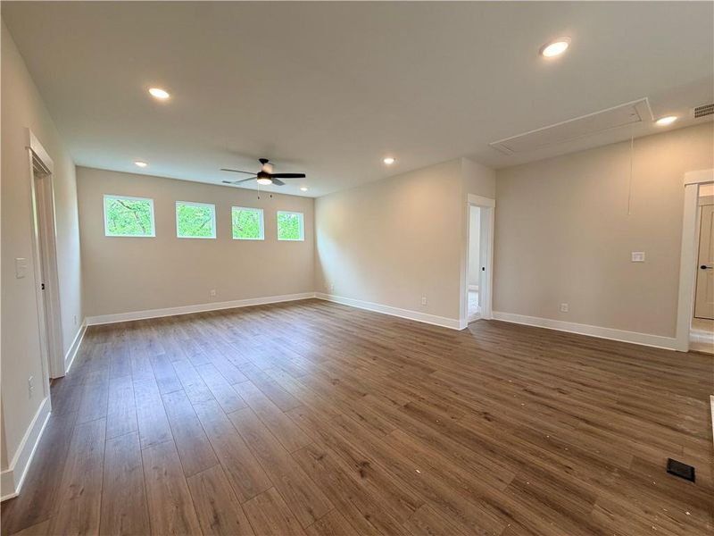 Spacious, unfurnished interior of a new home in Arbor West, Dawsonville (Image 38).