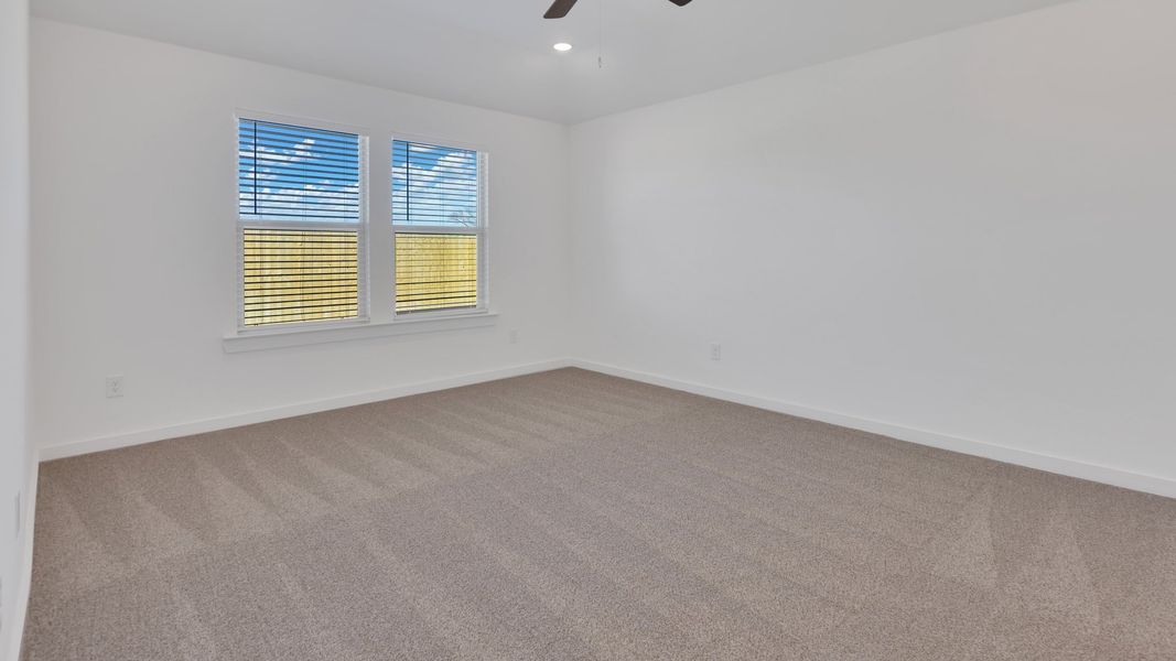 Spacious, unfurnished interior of a new home in Everest Heights, Lubbock (Image 17).