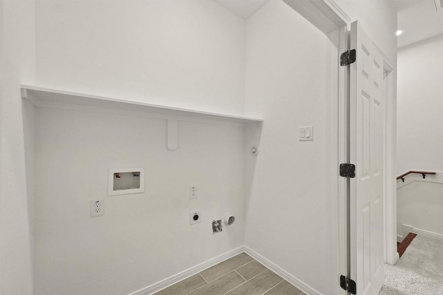 Spacious, unfurnished interior of a new home in , Houston (Image 18).