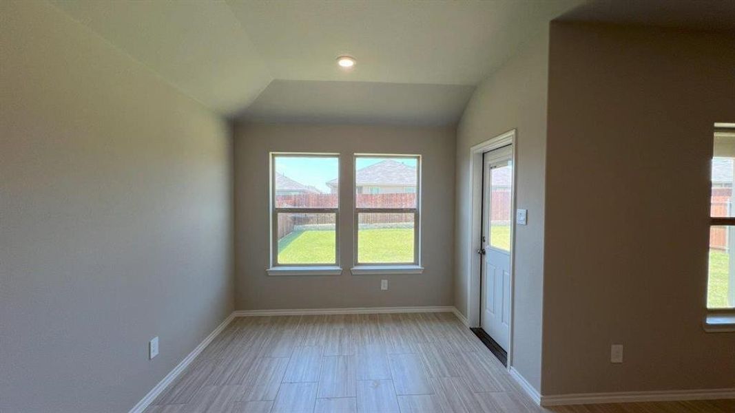 Spacious, unfurnished interior of a new home in Rosewood at Beltmill, Fort Worth (Image 8).