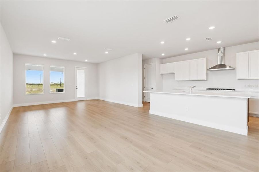 Spacious, unfurnished interior of a new home in Vistera of Venice – Cottage Series, Nokomis (Image 20).