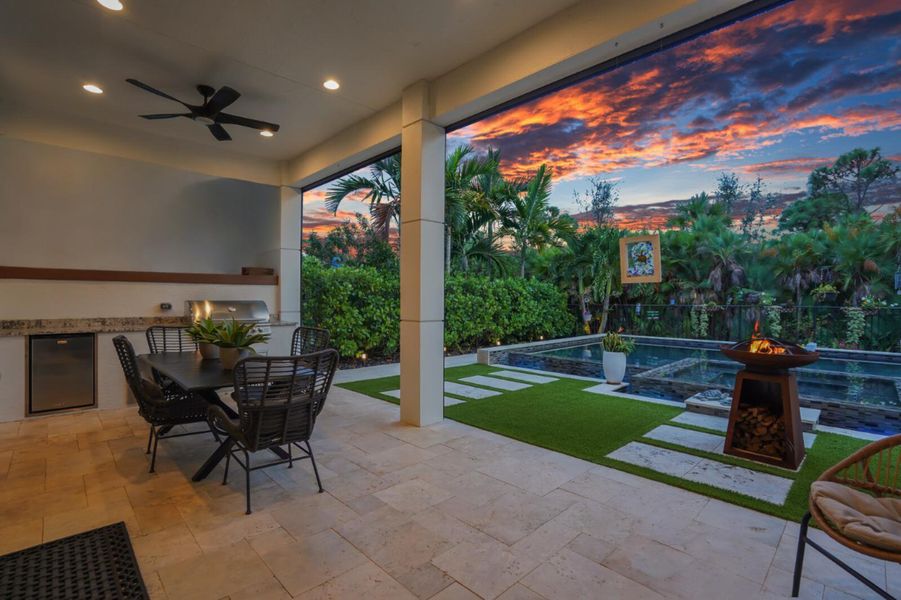 Exterior details and patio area of a home in Alton, Palm Beach Gardens (Image 4).