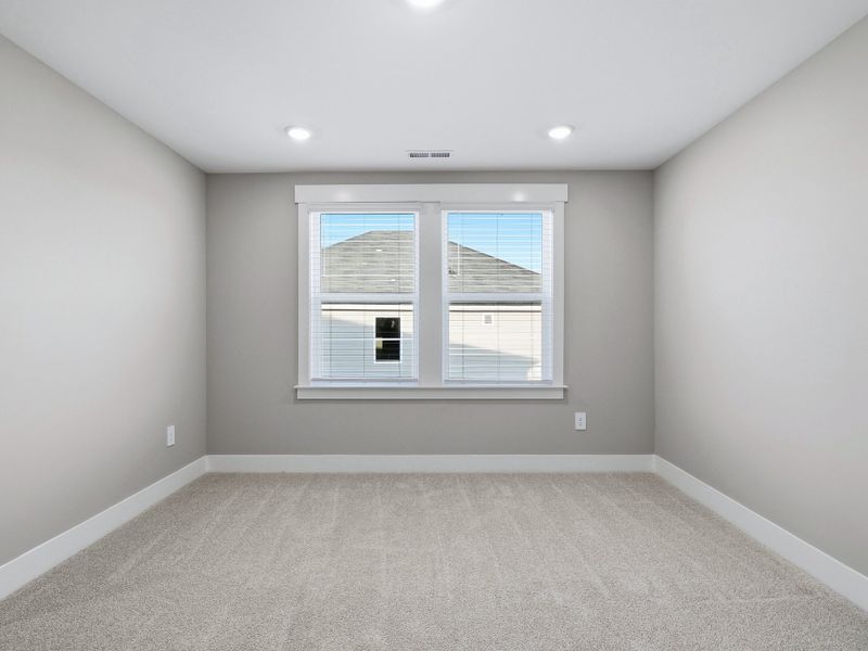 Spacious, unfurnished interior of a new home in Watkins Glen, Raleigh (Image 13).