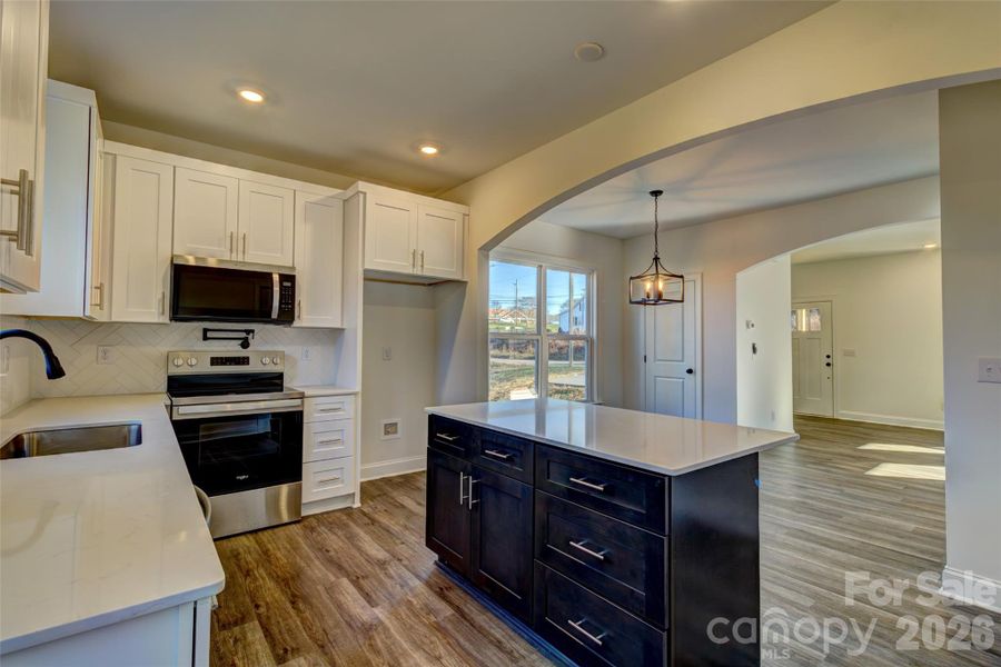 Furnished interior view inside a new home in , Shelby (Image 9).