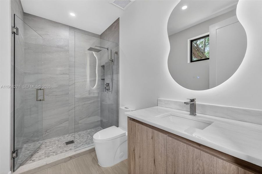 Furnished interior view inside a new home in , Fort Lauderdale (Image 65).