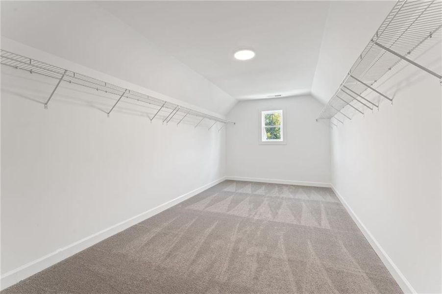 Spacious, unfurnished interior of a new home in Oak Valley Estates, Marietta (Image 18).