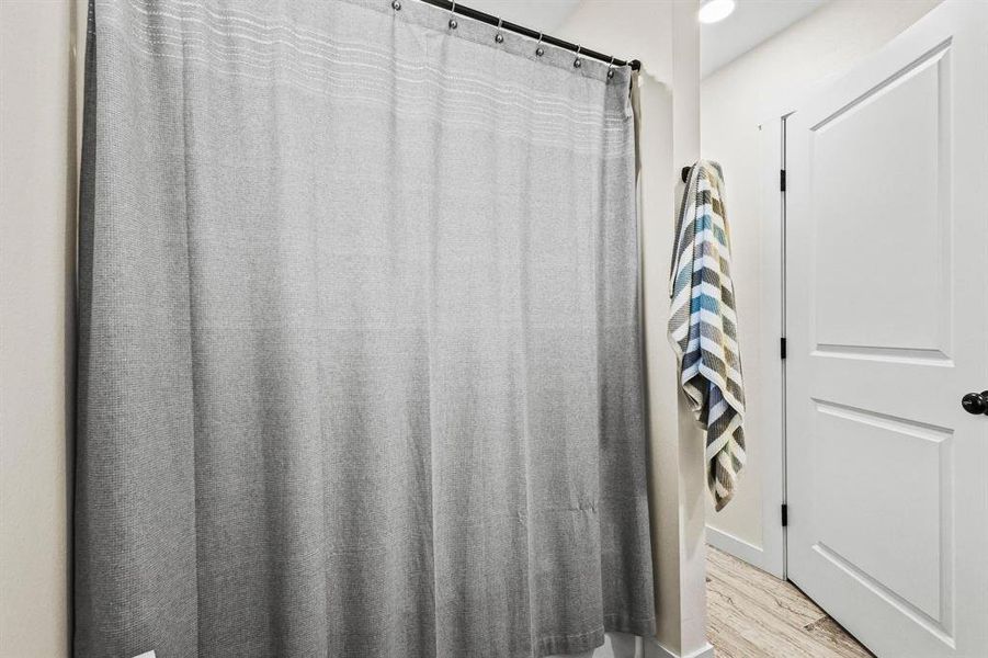 Image 27 of a home in .