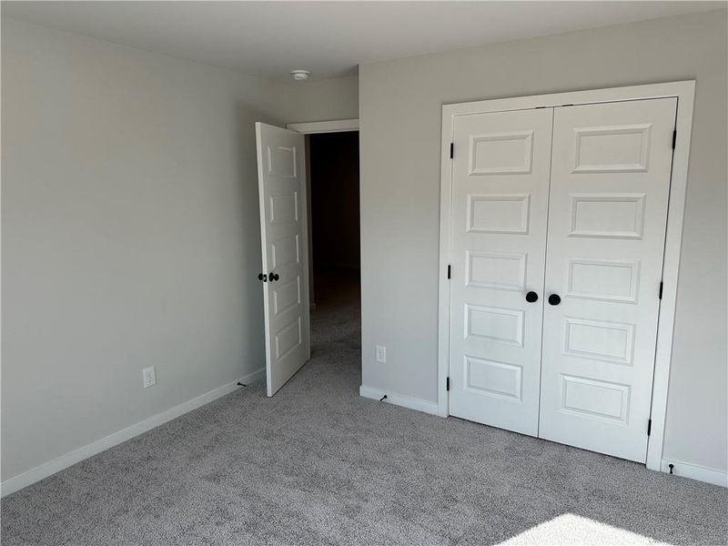 Spacious, unfurnished interior of a new home in Millstone at Mundy Mill, Gainesville (Image 33).