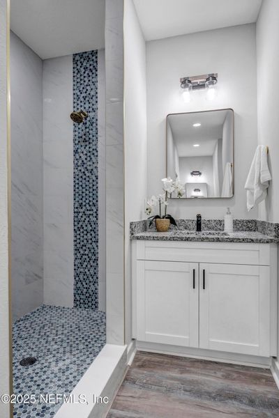 Furnished interior view inside a new home in , Baldwin (Image 25).