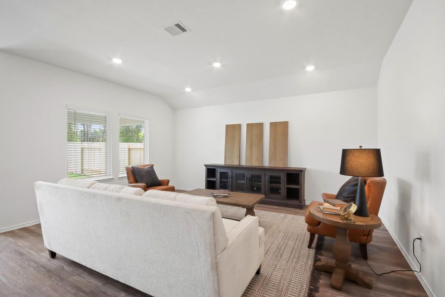 Furnished interior view inside a new home in Grand Pines, Magnolia (Image 4). Furnished interior view inside a new home in Grand Pines, Magnolia (Image 4).