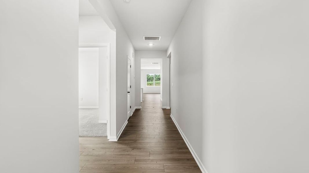 Spacious, unfurnished interior of a new home in Benjamin's Grove, Woodruff (Image 15).