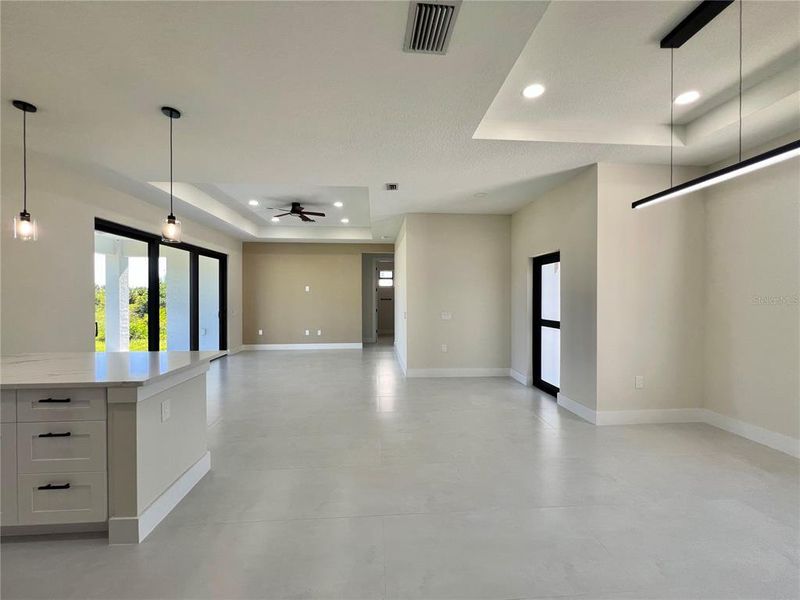 Spacious, unfurnished interior of a new home in , Port Charlotte (Image 27).
