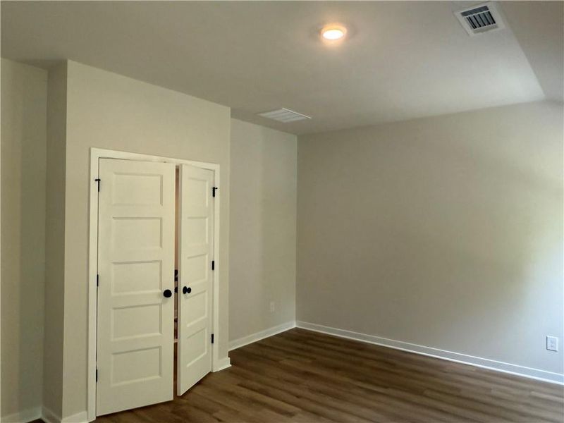 Spacious, unfurnished interior of a new home in Rosewood Lake Estates, Hoschton (Image 76).