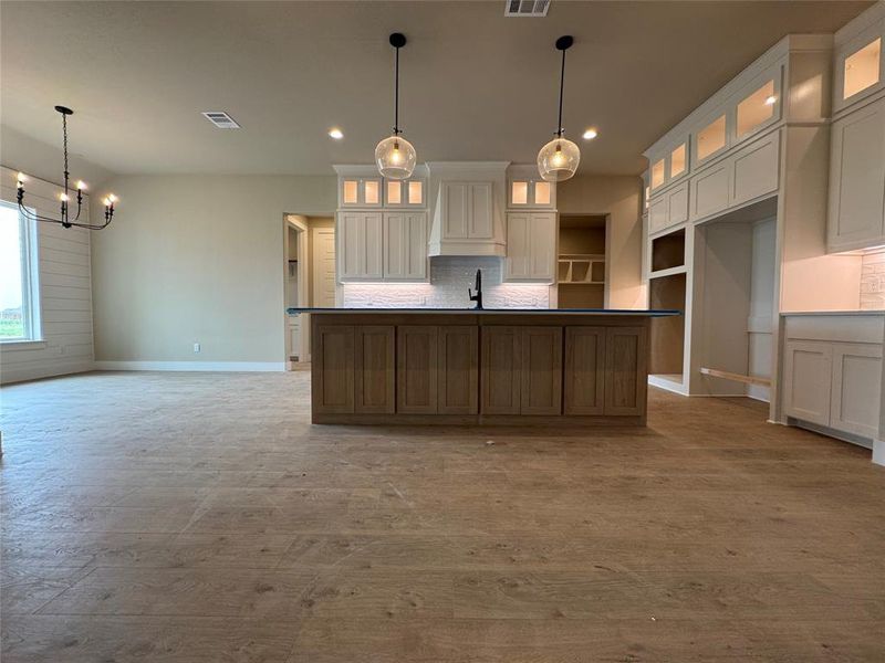 Image 6 of a home in Coyote Crossing. Image 6 of a home in Coyote Crossing.