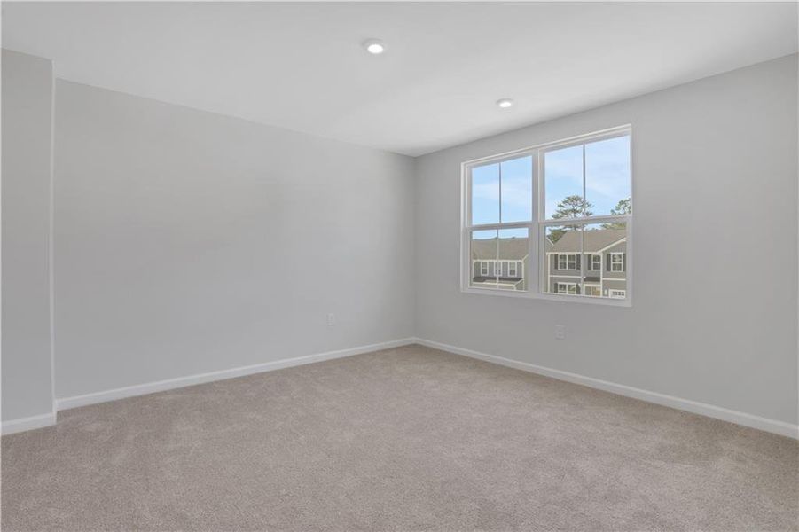 Spacious, unfurnished interior of a new home in Summertree, Stone Mountain (Image 41).