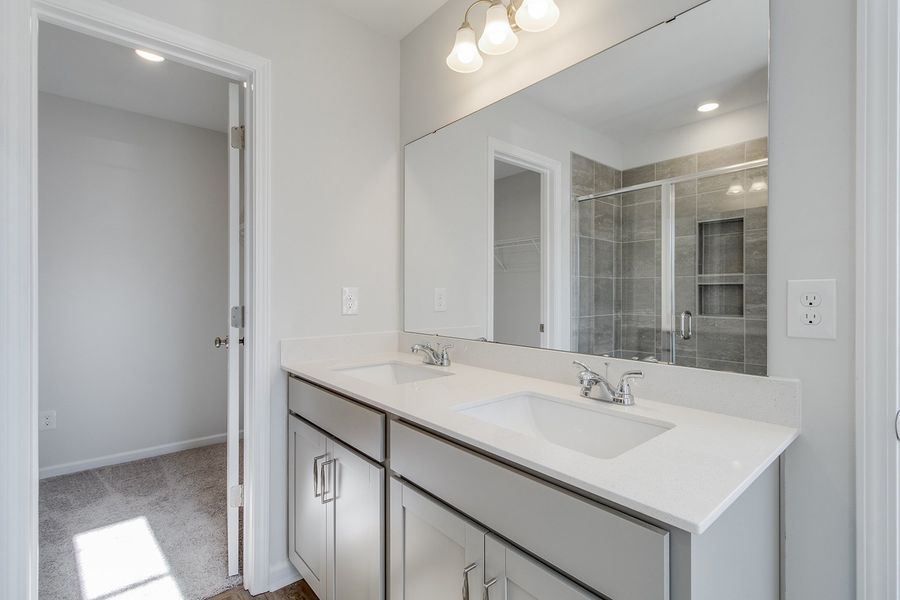 Furnished interior view inside a new home in Astoria, Columbia (Image 11).
