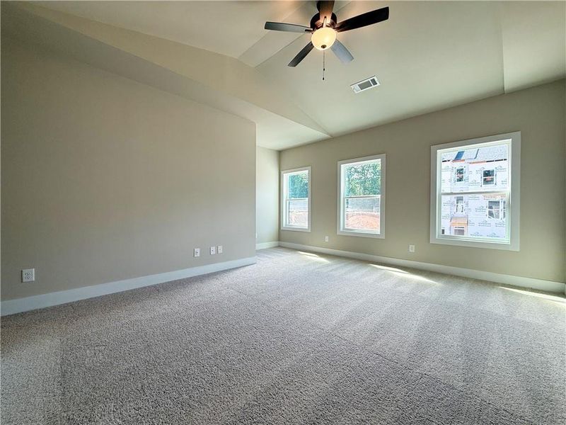 Spacious, unfurnished interior of a new home in , Tucker (Image 13).