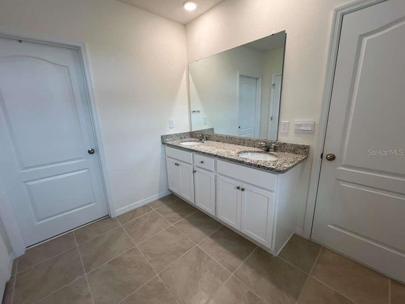 Furnished interior view inside a new home in Deer Run, Davenport (Image 33). Furnished interior view inside a new home in Deer Run, Davenport (Image 33).