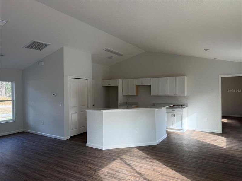 Image 17 of a home in .