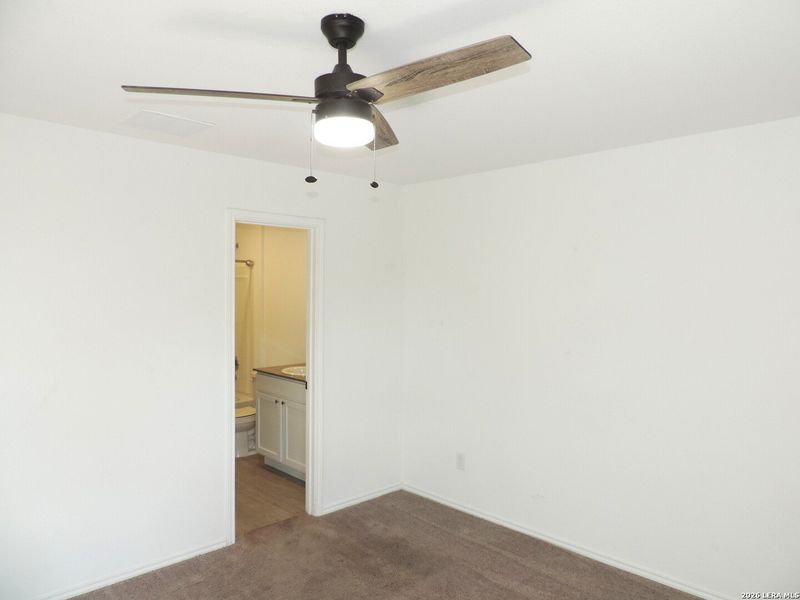 Spacious, unfurnished interior of a new home in Willow View, Converse (Image 13).