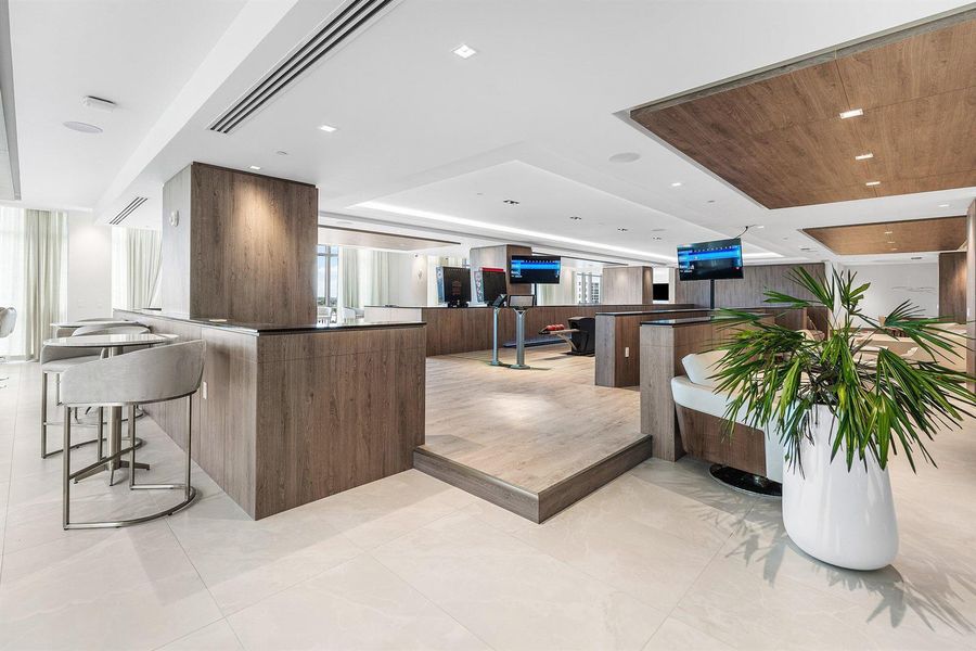 037-220LakeShoreDrive-1613-LakePark-FL-3 037-220LakeShoreDrive-1613-LakePark-FL-3
