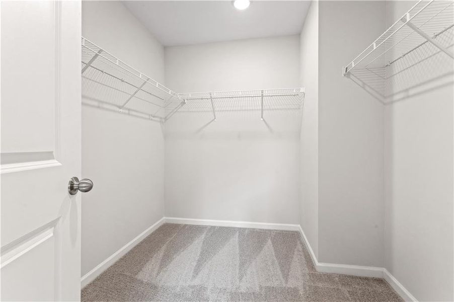 Spacious, unfurnished interior of a new home in Twin Lakes, Hoschton (Image 29).