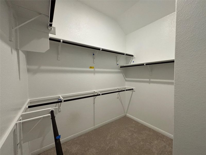 Spacious, unfurnished interior of a new home in Cannon Ranch 40s, Dripping Springs (Image 24).