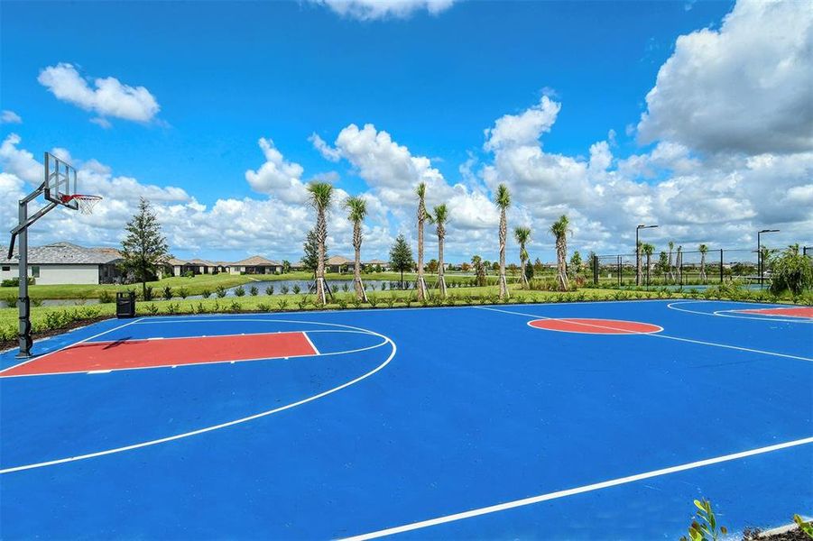Community amenities in Lorraine Lakes at Lakewood Ranch, Lakewood Ranch (Image 60).