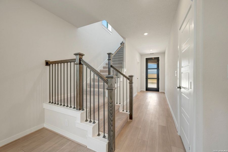 Spacious, unfurnished interior of a new home in Mayfair - Select Garden Series, New Braunfels (Image 19). Spacious, unfurnished interior of a new home in Mayfair - Select Garden Series, New Braunfels (Image 19).