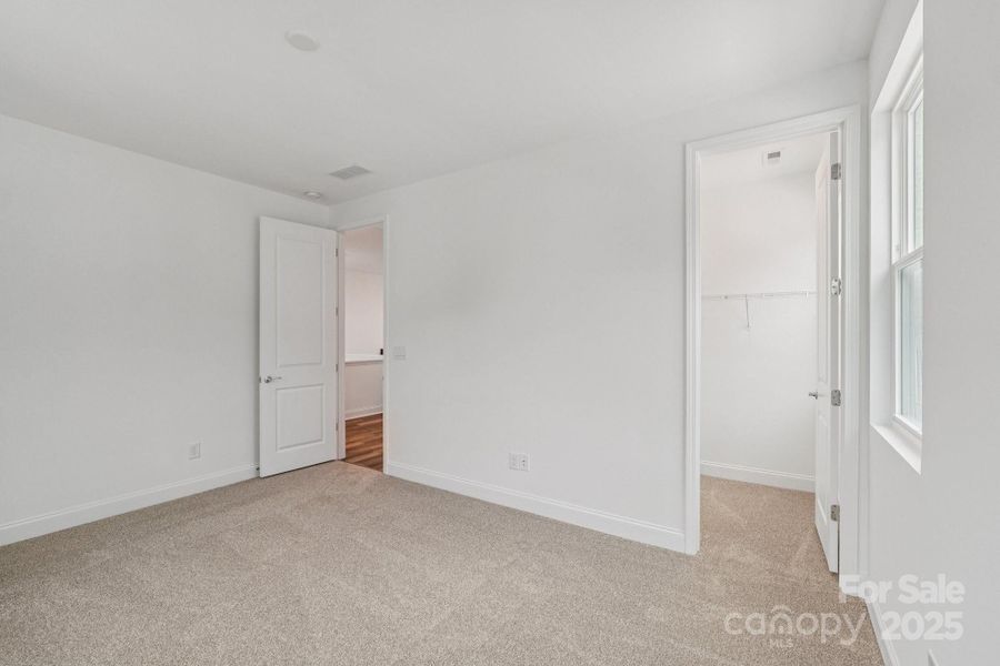 Secondary bedroom Secondary bedroom