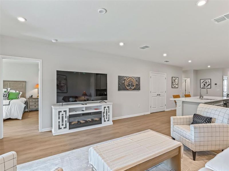 Furnished interior view inside a new home in , Lady Lake (Image 32). Furnished interior view inside a new home in , Lady Lake (Image 32).