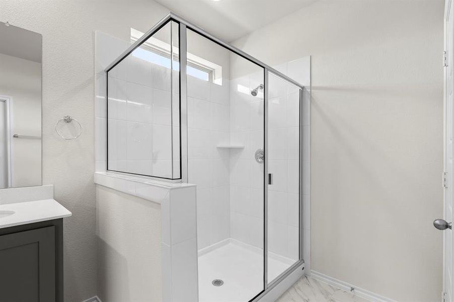 17. 3316 Dahlia - Bath (3)