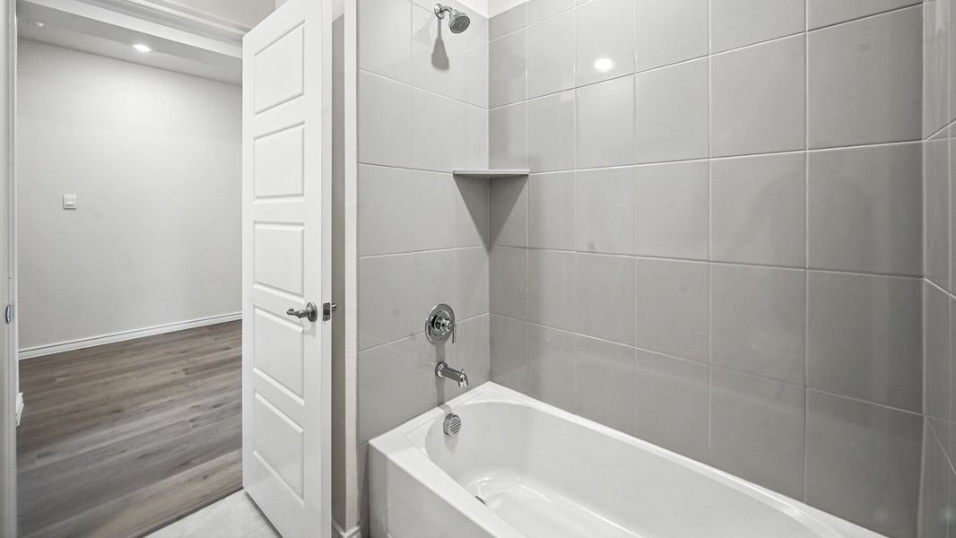 Representative furnished interior of a home built from the Rivington by D.R. Horton in Bel Air Village, Sherman (Image 8).